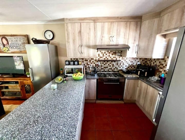 To Let 2 Bedroom Property for Rent in Langenhovenpark Free State